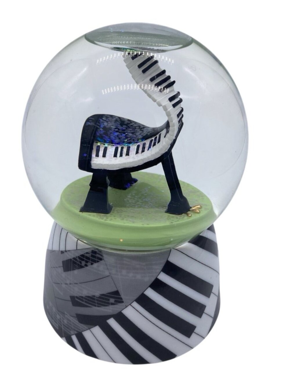 Sankyo Musical Snow Globe Twisted Piano Phantom Of The Opera Music of the Night